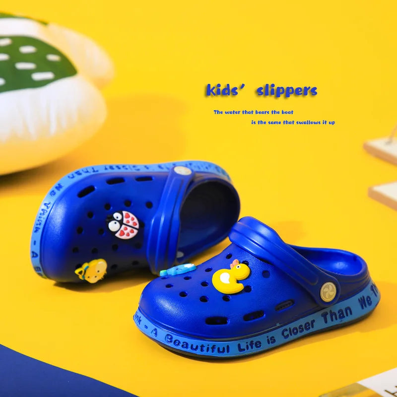 crocs infantil com desenho animado