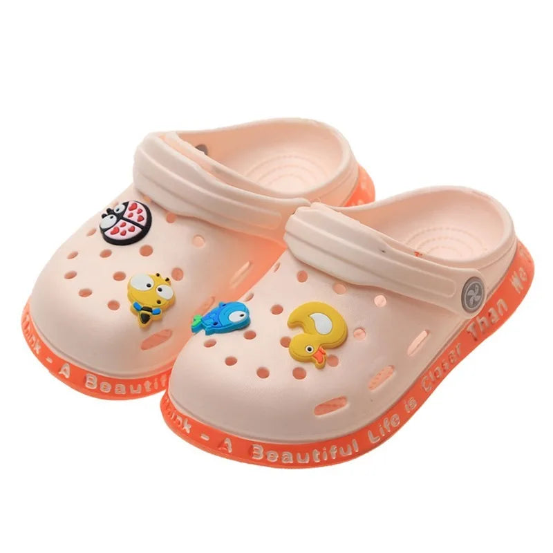 crocs infantil com desenho animado