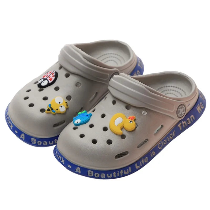 crocs infantil com desenho animado